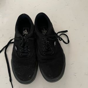 Black Vans lace up